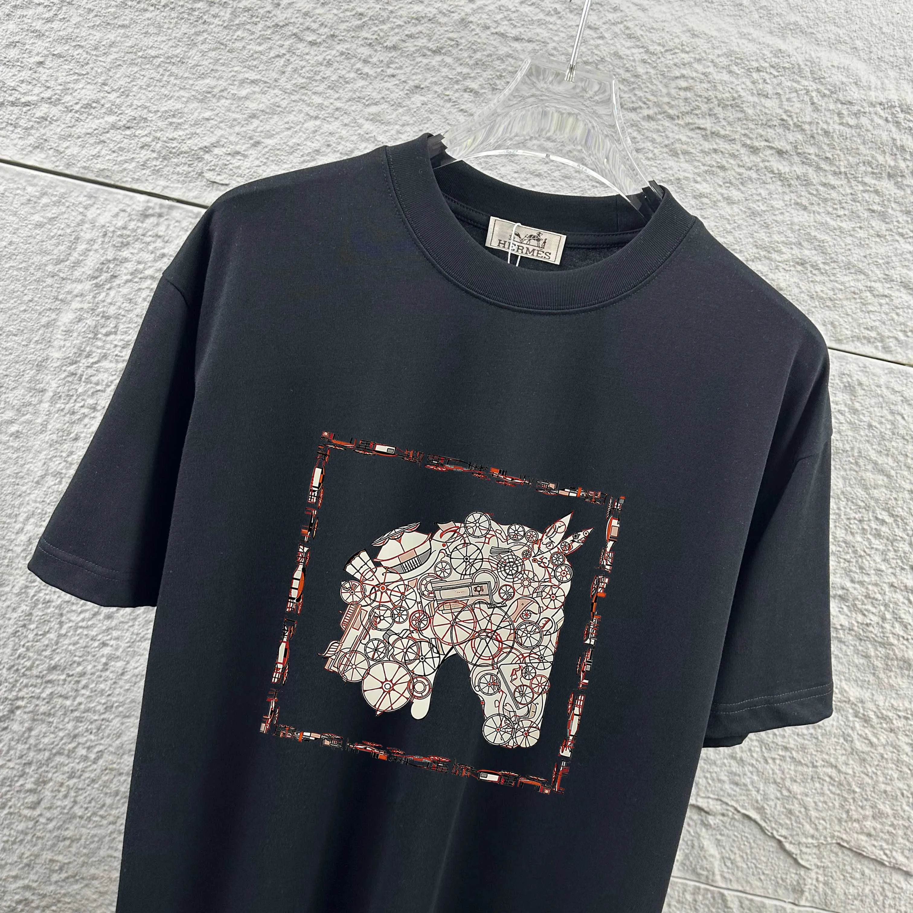Herme* * 2026 New Arrival Classic T Same Style ：Black White Red Size： S （90-130 ） M （120-150 ） L （140-165 ） XL （160-180 ） XXL （180-210 ）